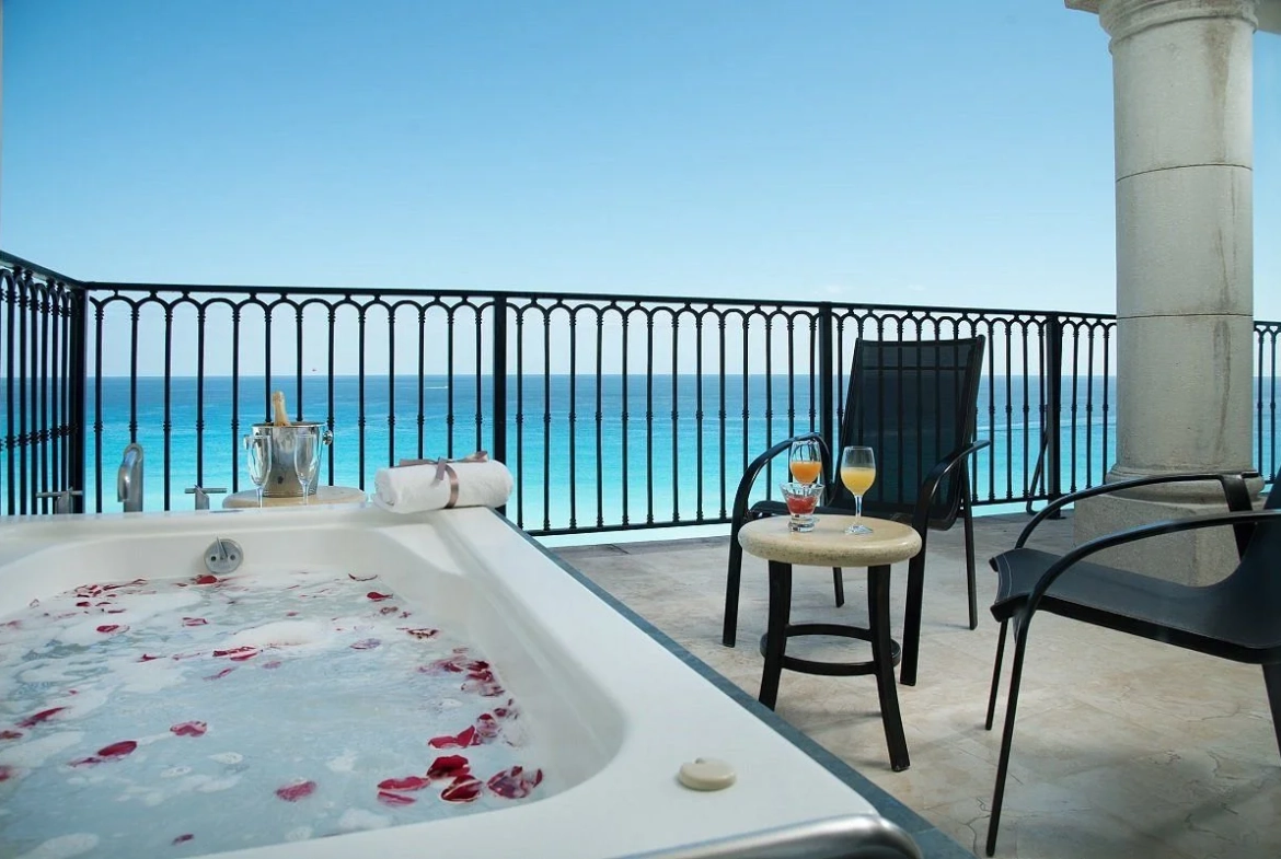 Grand Park Royal Cancun Balcony