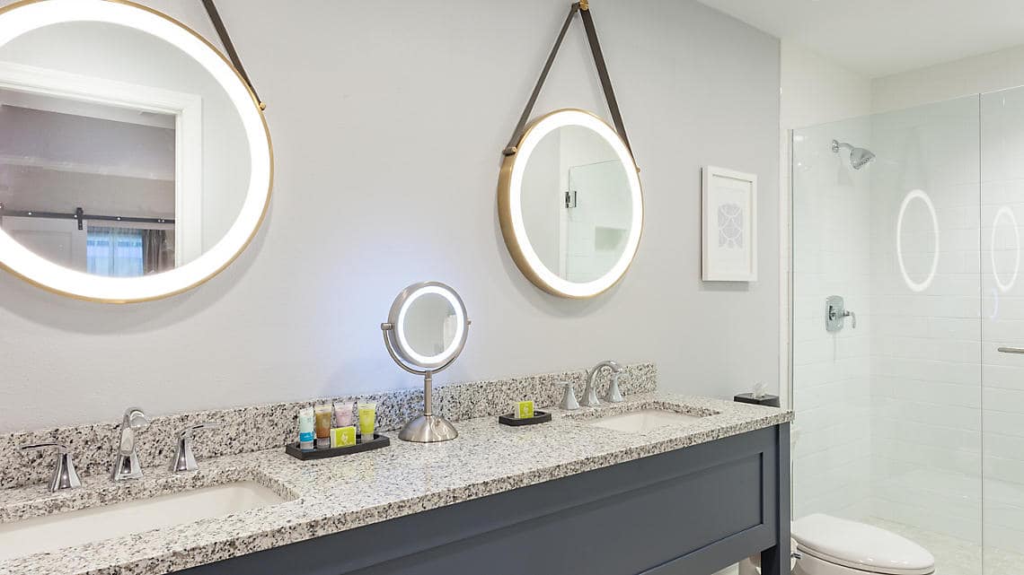 1 Bed Bathroom
