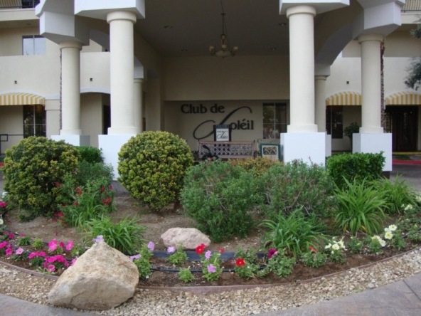 Club De Soleil Entrance