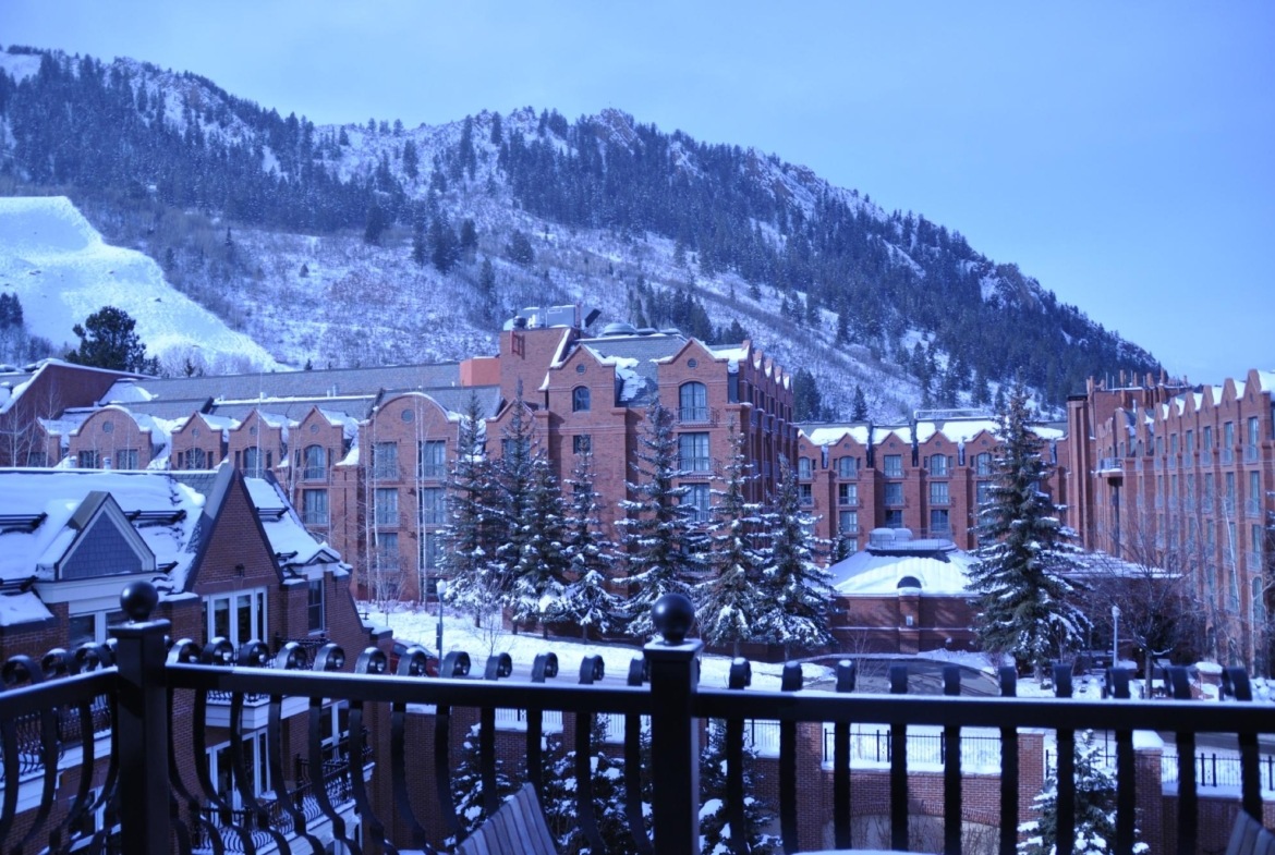 Hyatt Grand Aspen Exterior