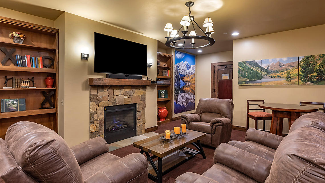 owner's lounge