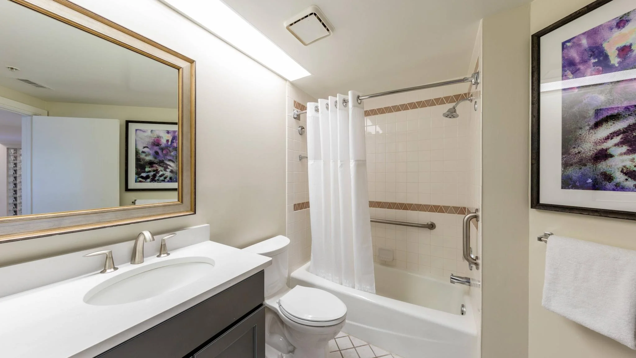 Marriott's Imperial Palm Villas Bathroom