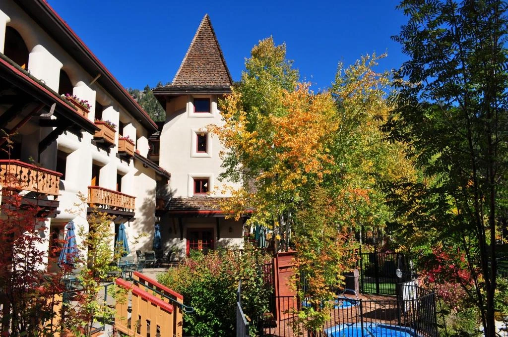 Olympic Village Inn