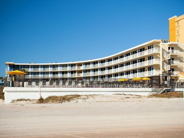 Outrigger Beach Club, A Bluegreen Resort