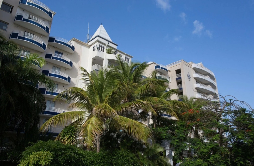 sapphire beach club & resort exterior