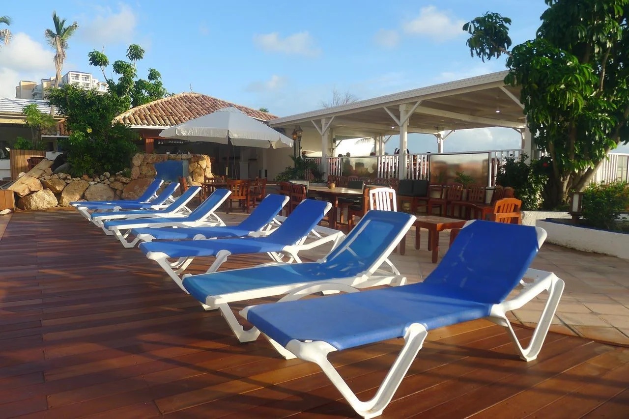 Pool Lounge Chairs pool lounge chairs