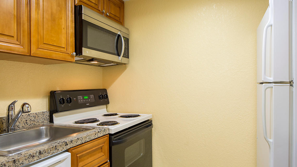 Fully equipped kitchen