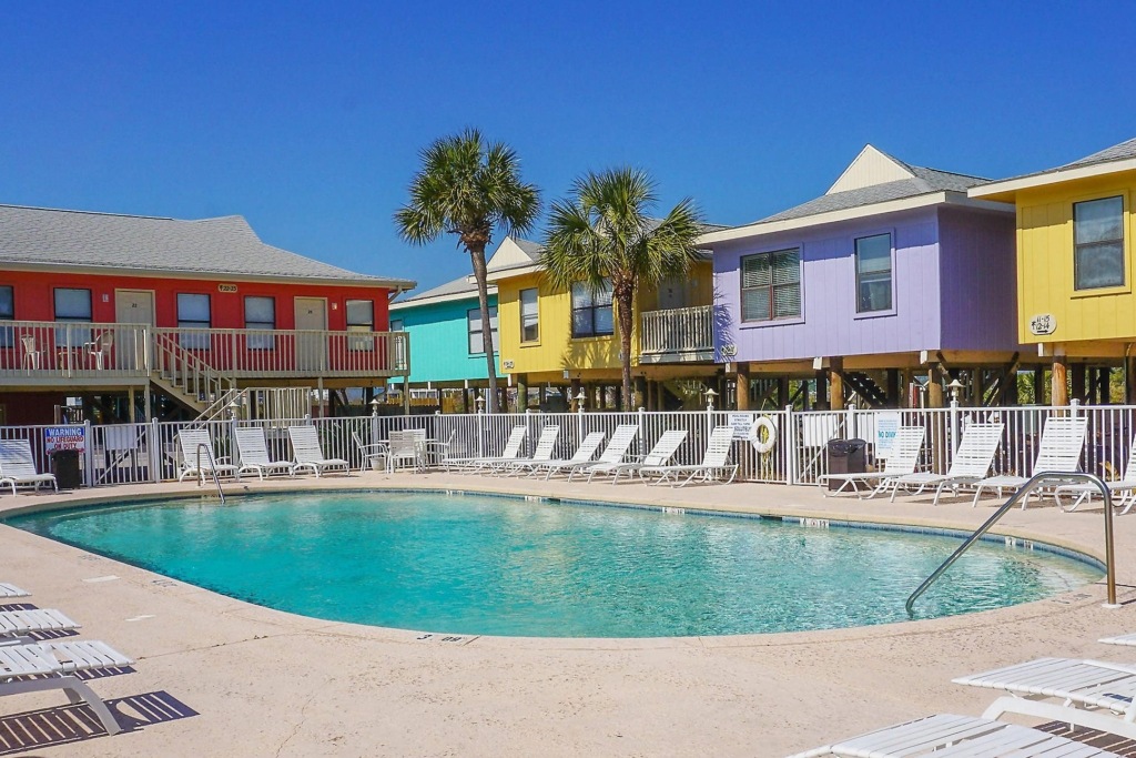 Paradise Isle Resort Pool