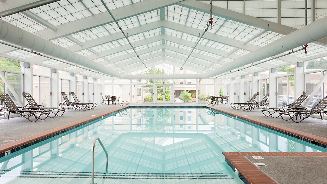 Bluegreen Patrick Henry Square indoor pool