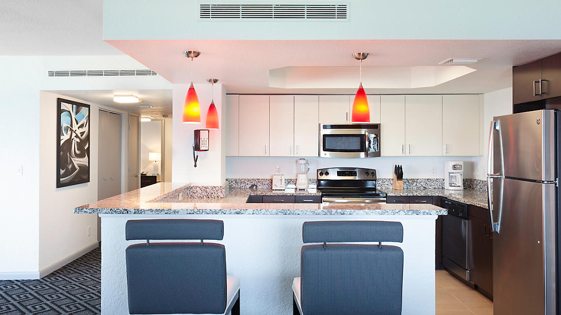 Bluegreen Resorts, Solara Surfside kitchen