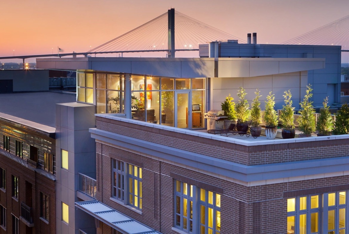 Roof Lounge Area