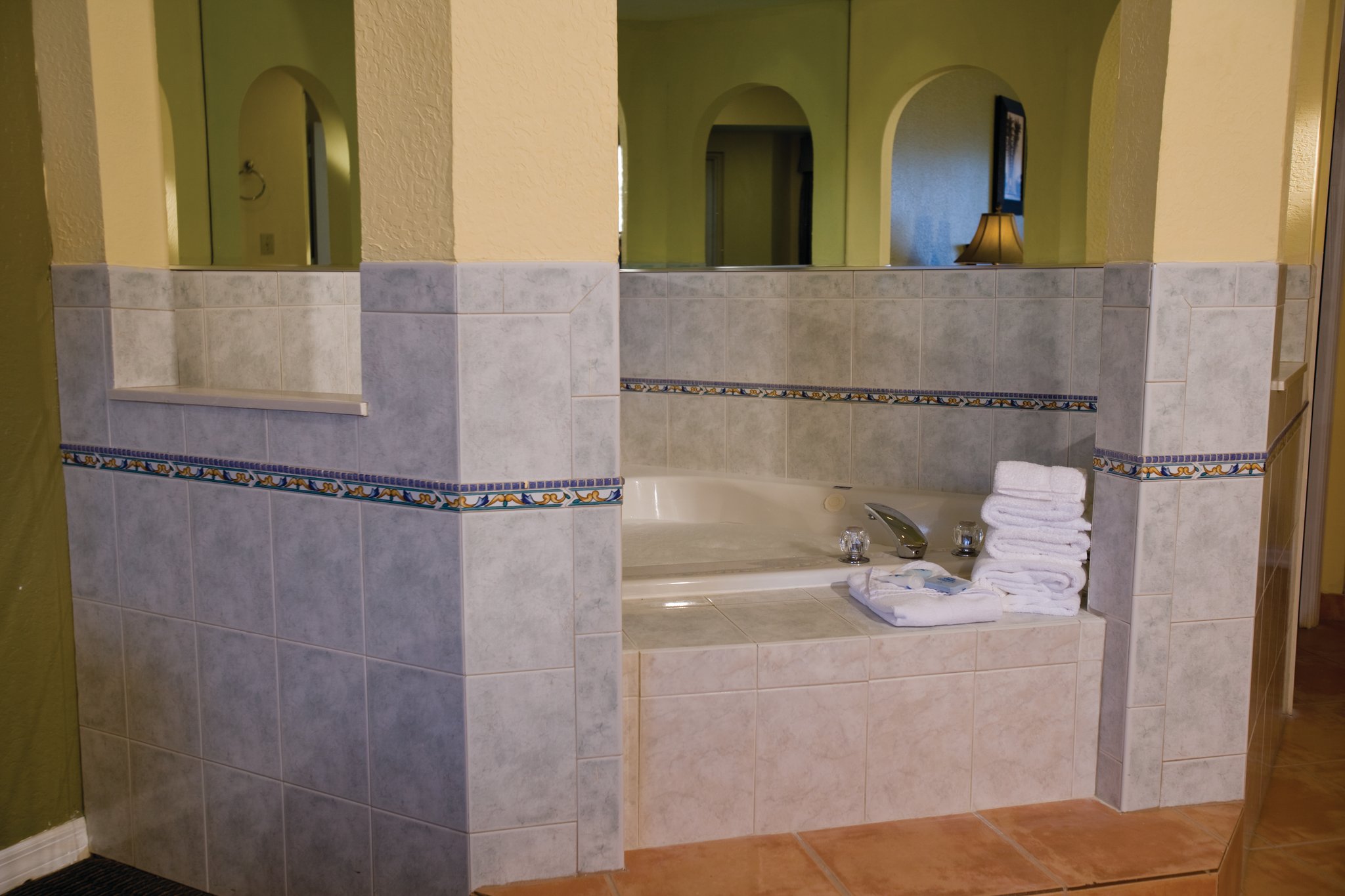 Whirlpool Tub