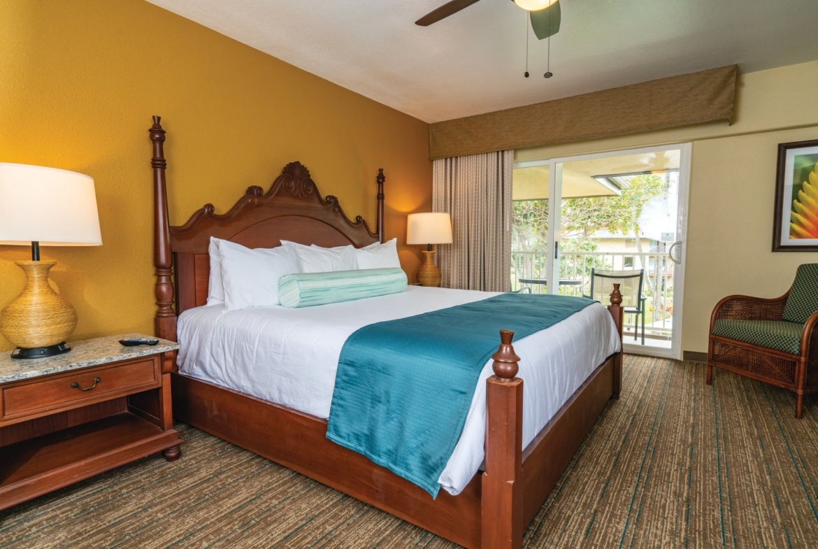 shell vacations club kauai coast resort at the beachboy master bedroom