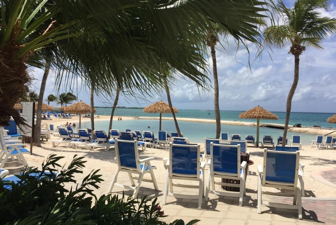 Renaissance Wind Creek Aruba Resort Beach