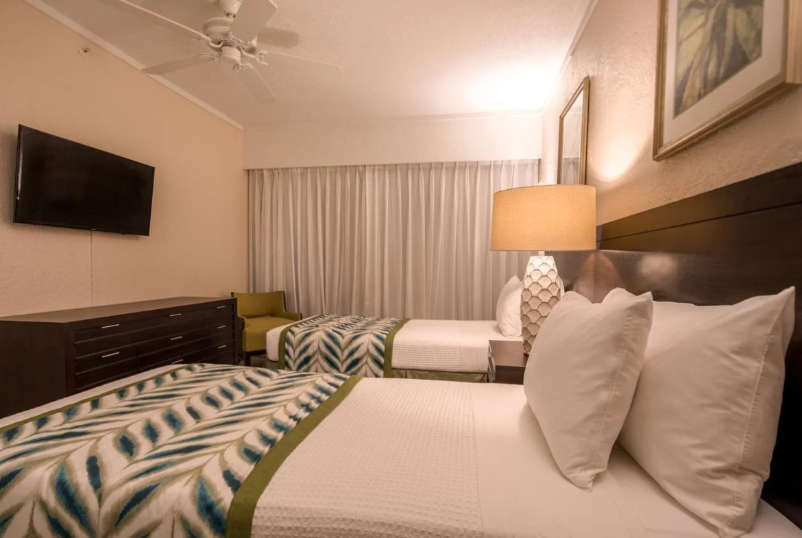 Casa Del Mar Beach Resort Double Bed in Room