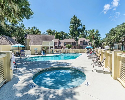 Coral Reef Resort (Hilton Head) pool