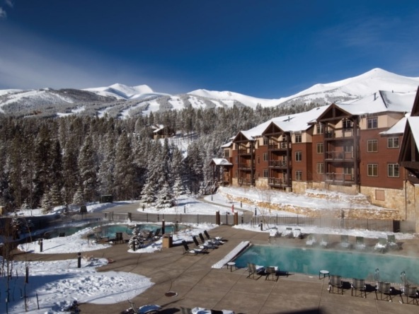 Grand Timber Lodge