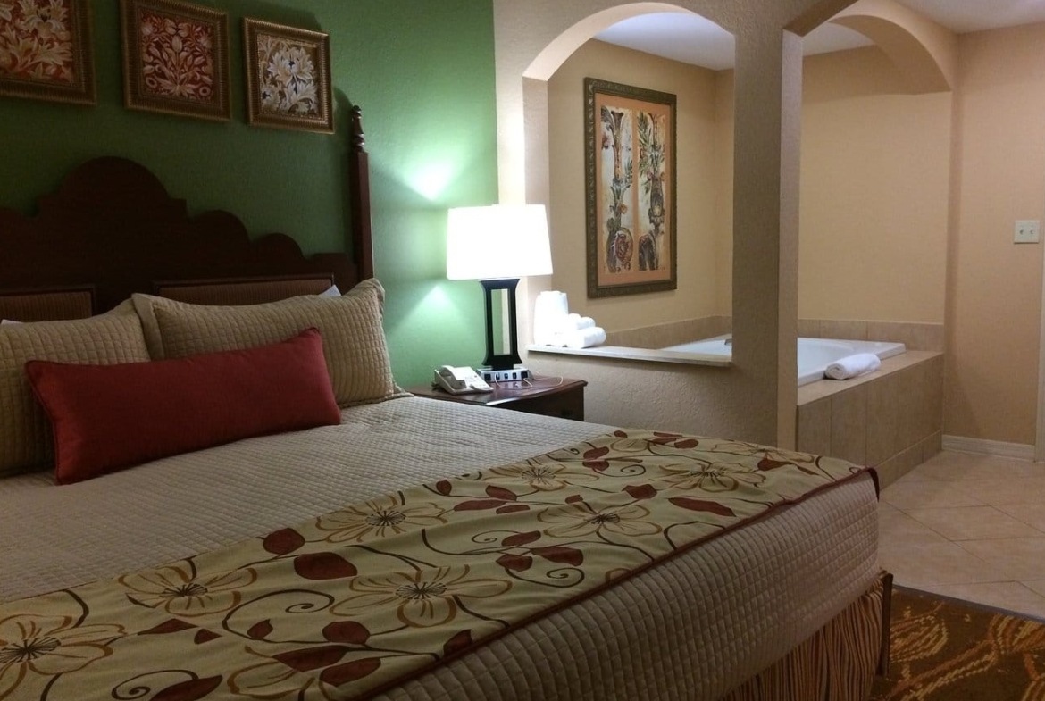 Mizner Place At Weston Town Center Bedroom