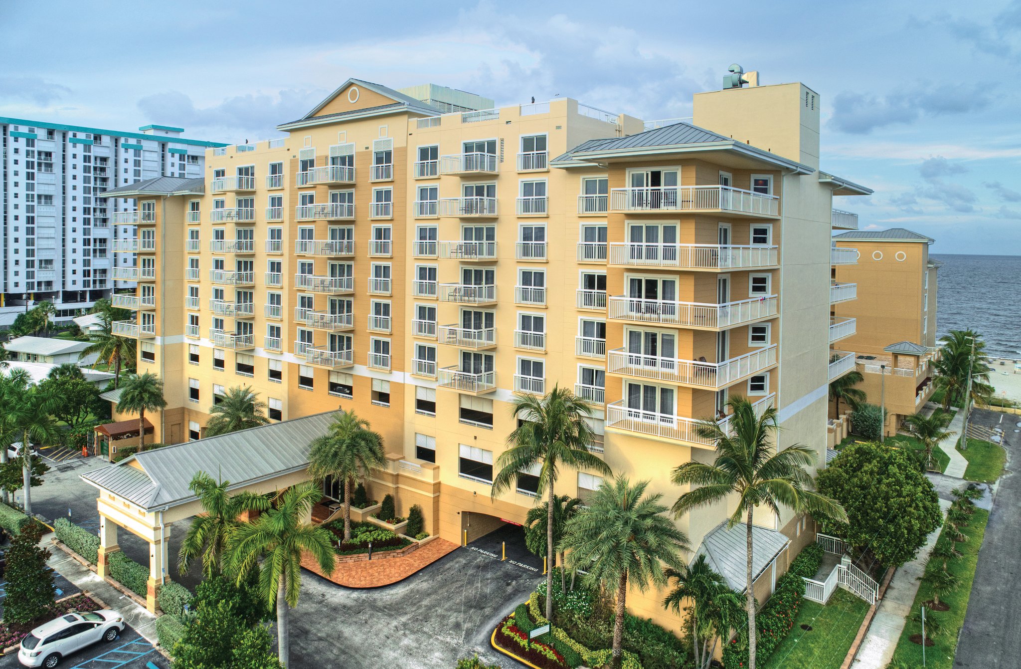 Club Wyndham Royal Vista Exterior