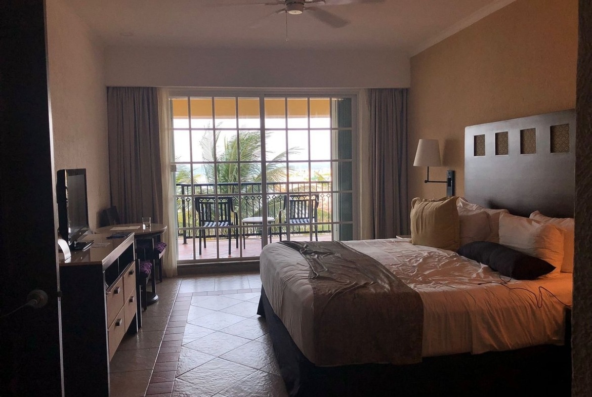 Wyndham El Cid Marina Beach Hotel - Yacht Club bedroom