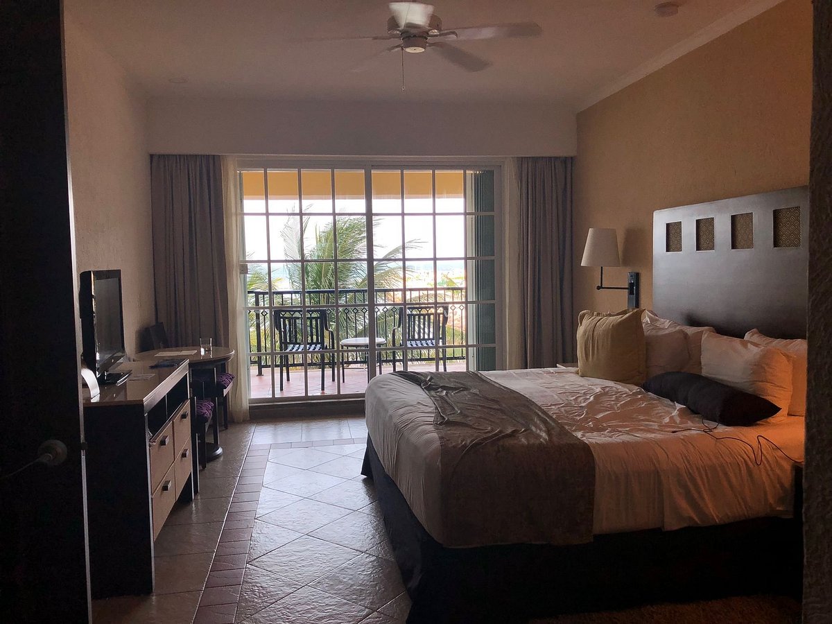 Wyndham El Cid Marina Beach Hotel - Yacht Club bedroom