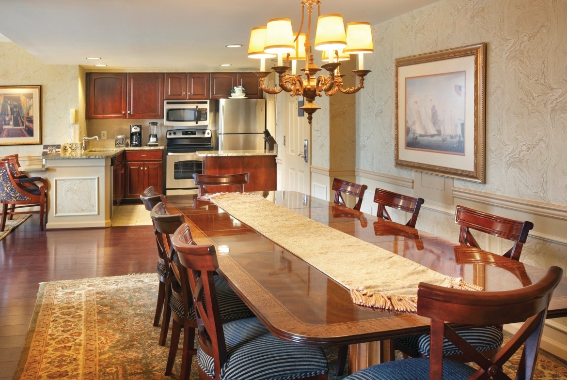 Wyndham Old Town Alexandria dining