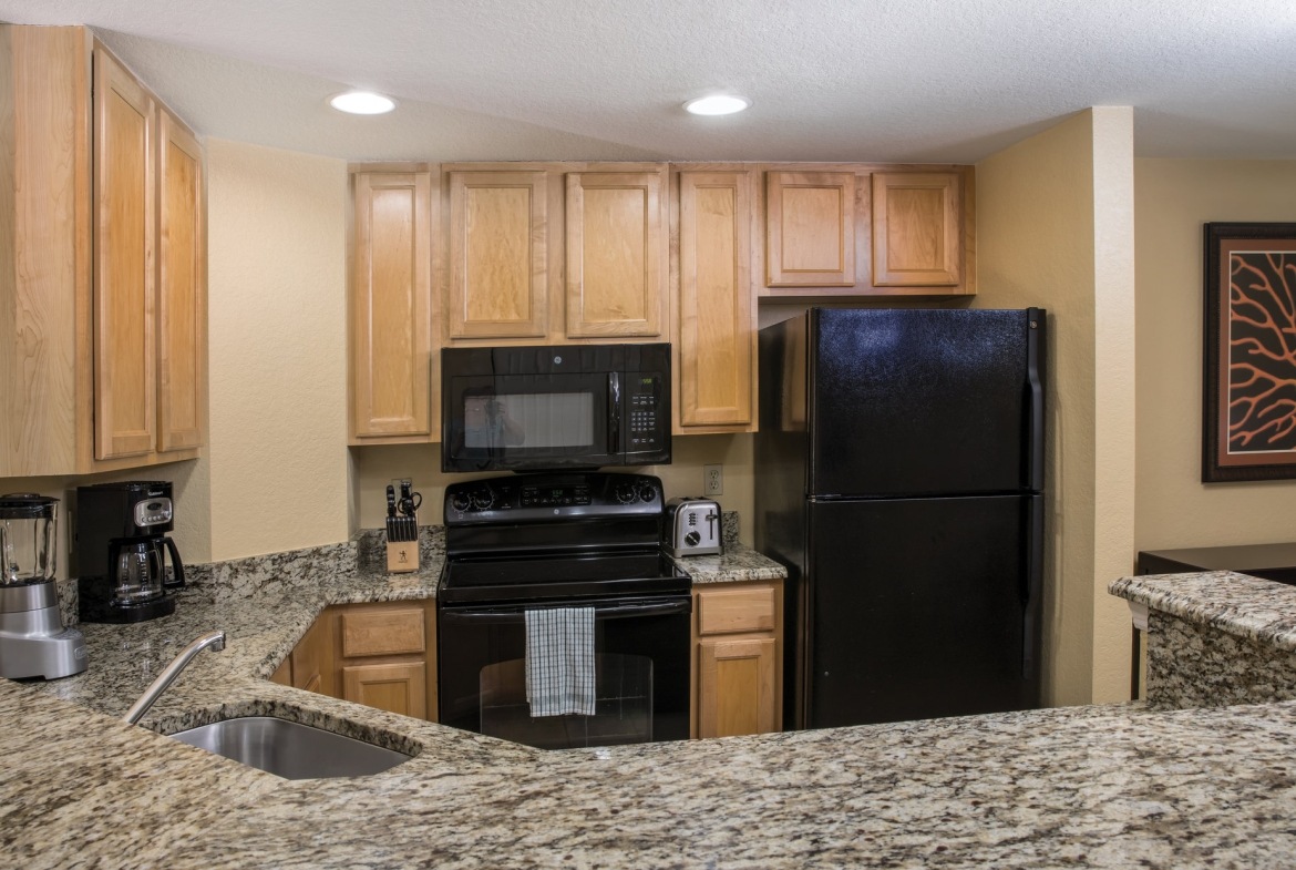 Wyndham Palm Aire kitchen