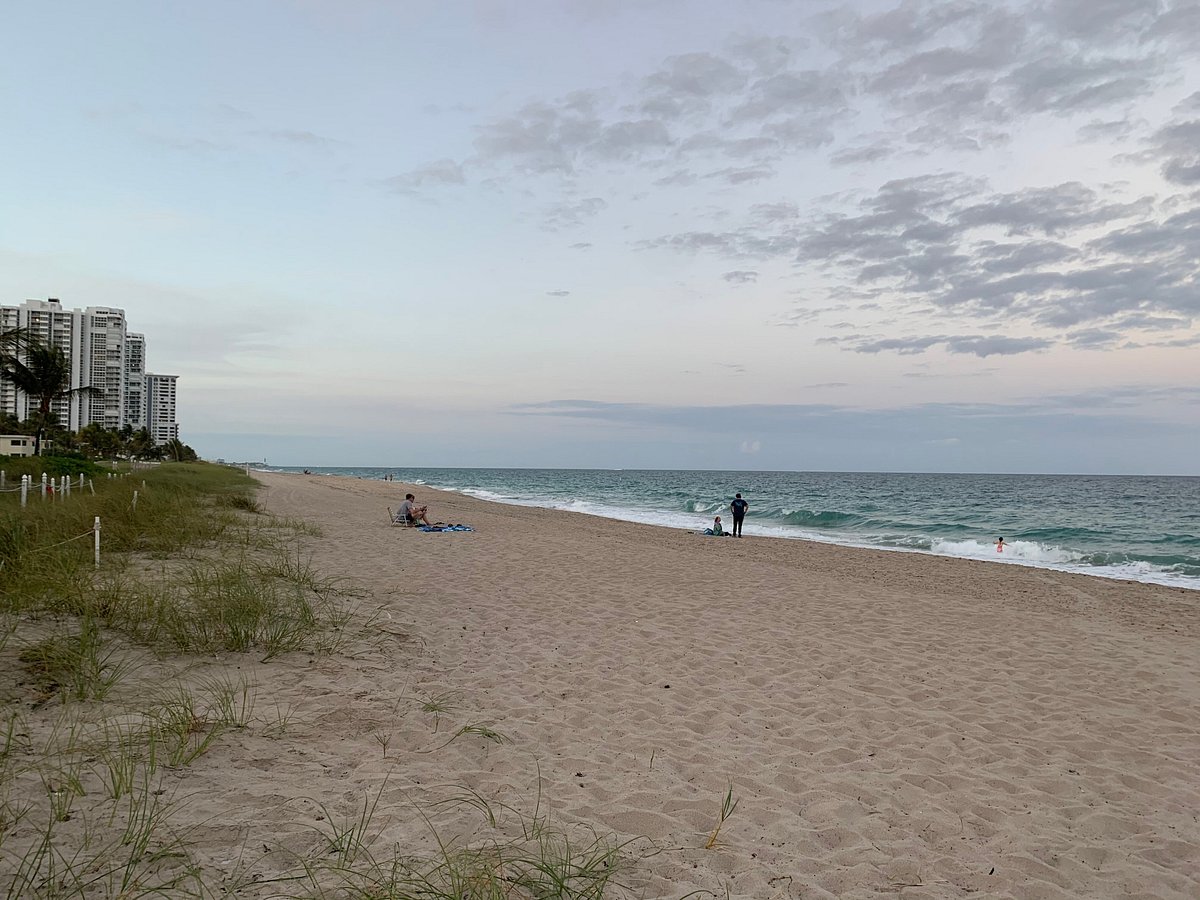 surf rider resort condominiums beach