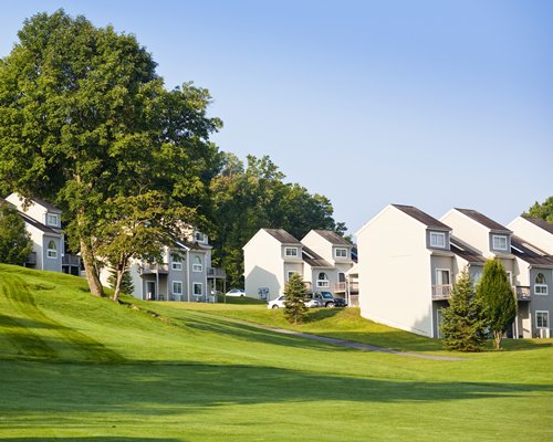 Villas At Tree Tops Grounds