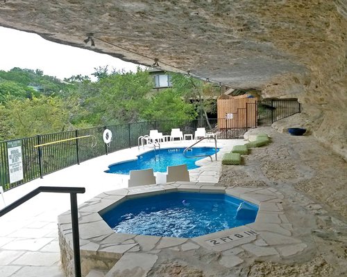 Schooner Cove Villas Hot Tub