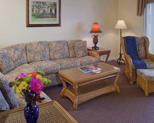 Palm Beach Resort And Beach Club Living Area