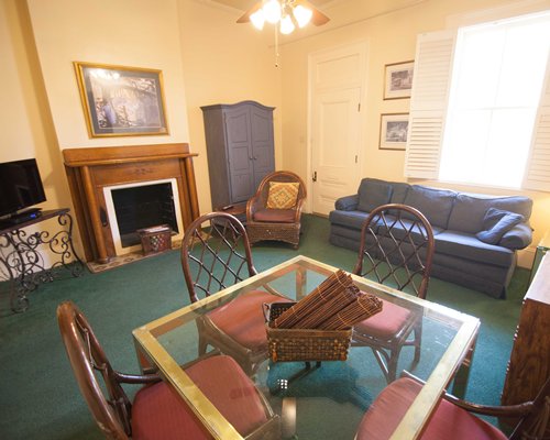 The Courtyards Dining Area
