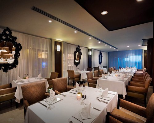 Restaurant 2