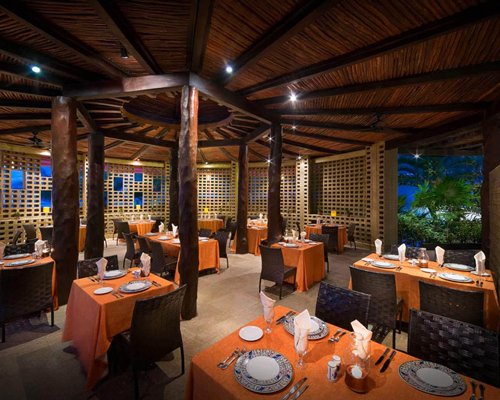 Palace Resort At Cancun Palace Restaurant