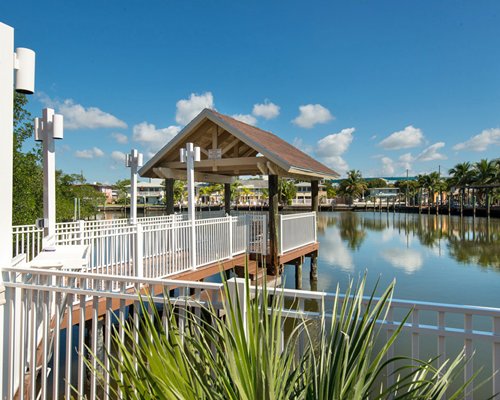 Sandcastle Beach Club Canal
