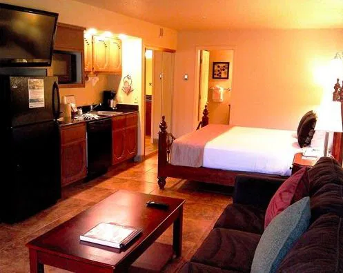 Studio Unit