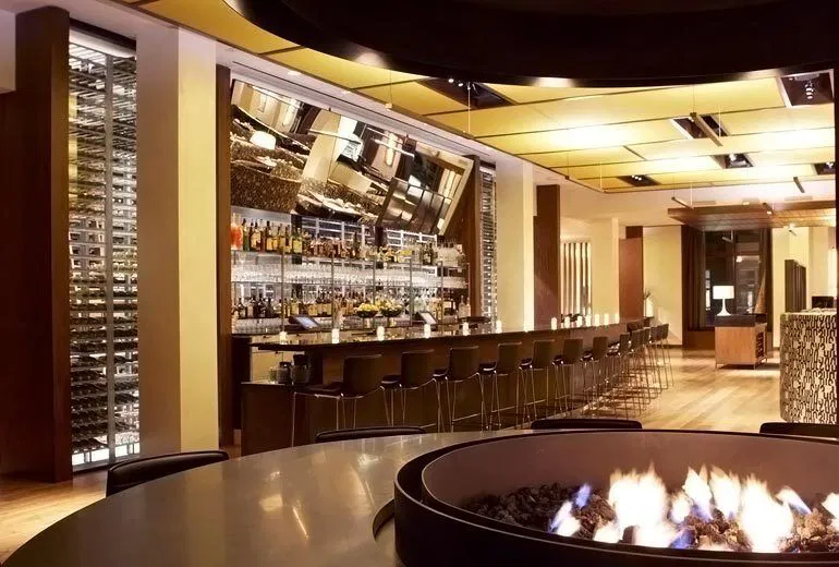 Westin Riverfront Resort & Spa At Beaver Creek Mountain Bar