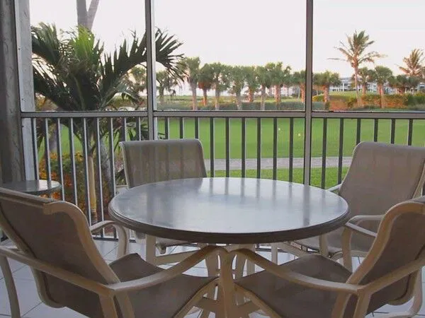 South Seas Club at South Seas Island Resort Patio