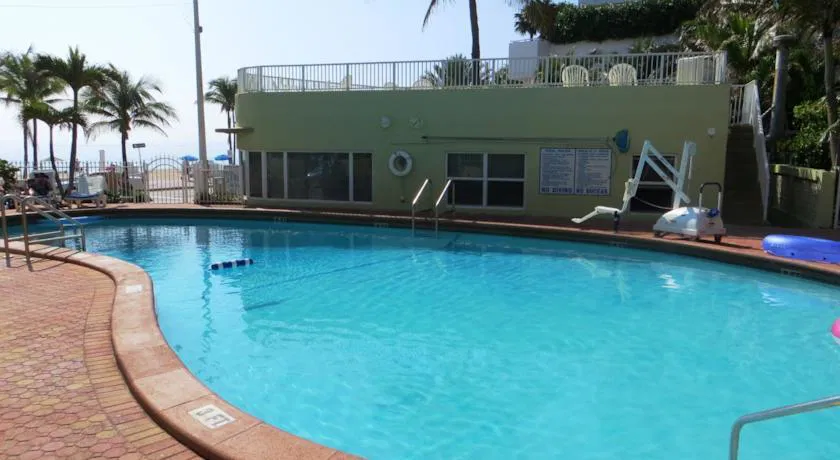 Silver Seas Beach Club Pool