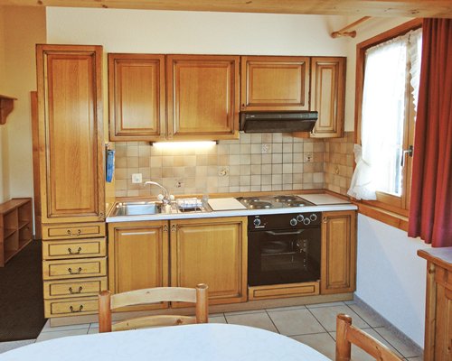 Les Diablerets Parc kitchen