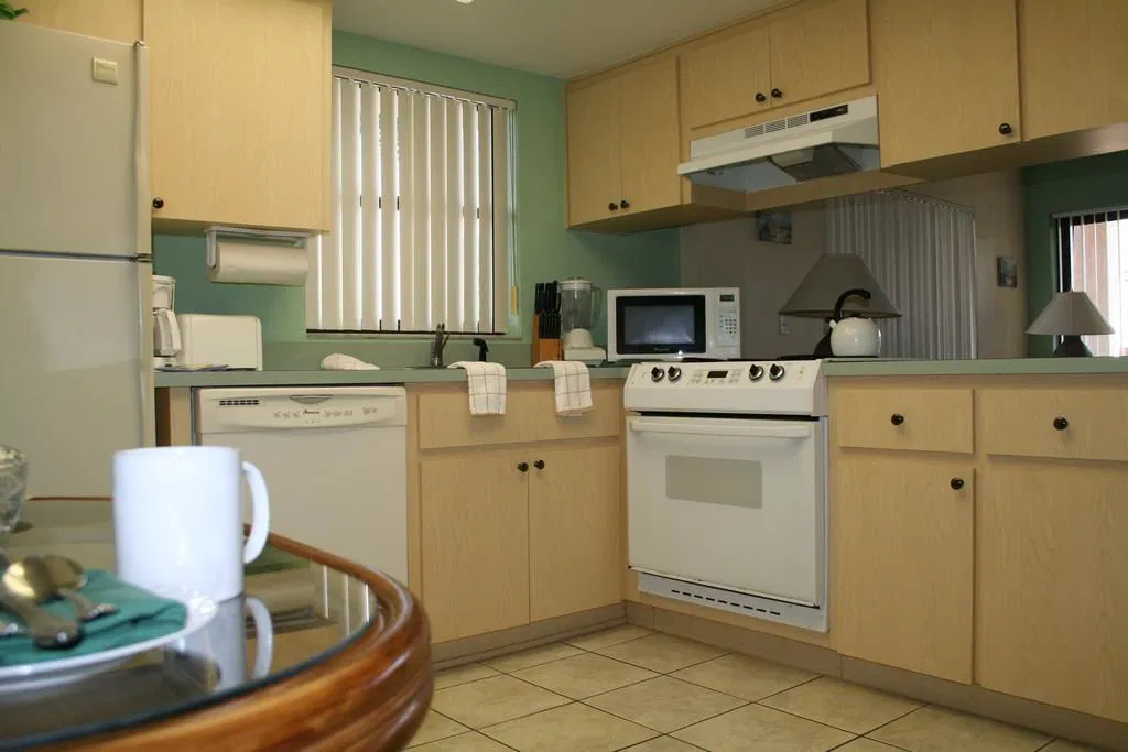 all seasons vacation resort kitchen