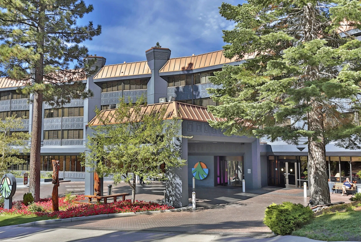 Vacation Resorts Int'l Membership: Hilton Vacation Club Tahoe Seasons Lake Tahoe