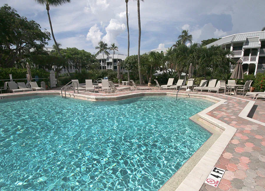 Sanibel Cottages Pool