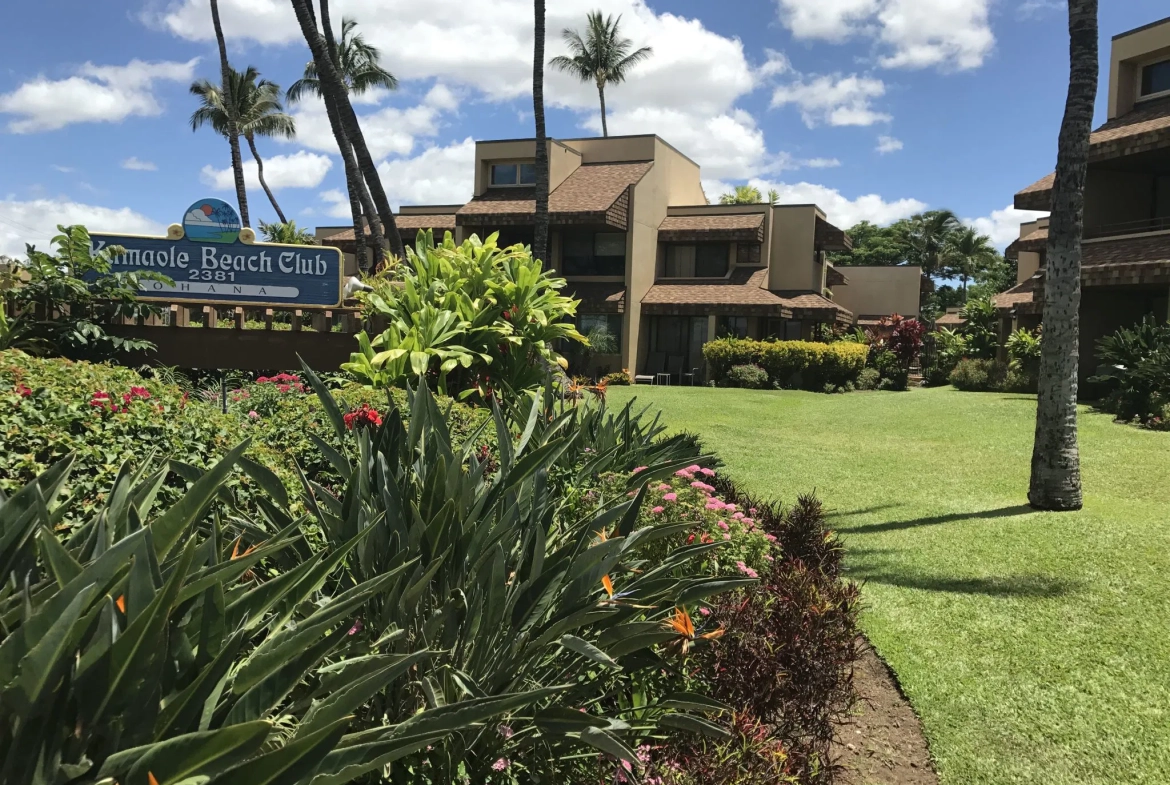 Kamaole Beach Club exterior