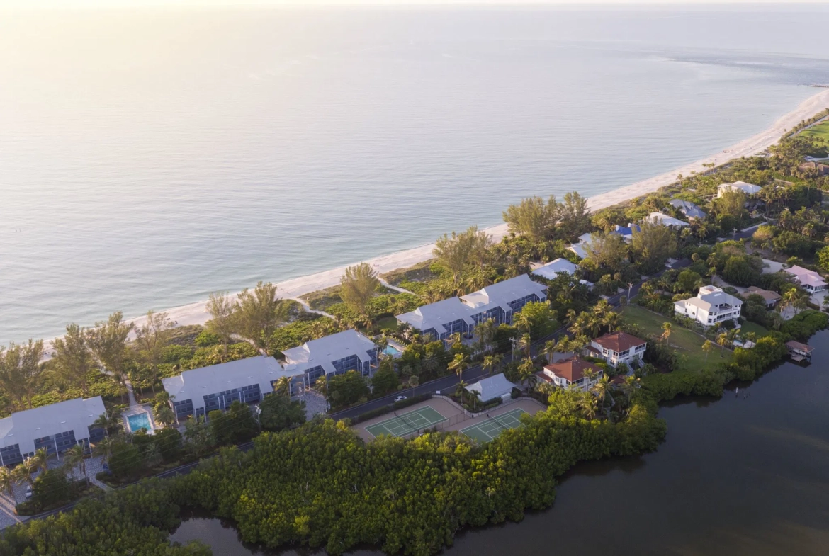 Plantation Beach Club At Indian River Aerial