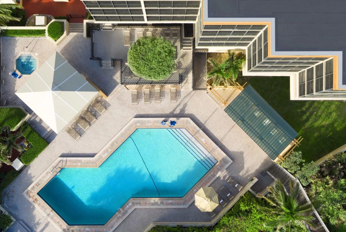 Plantation Beach Club At Indian River Pool Aerial