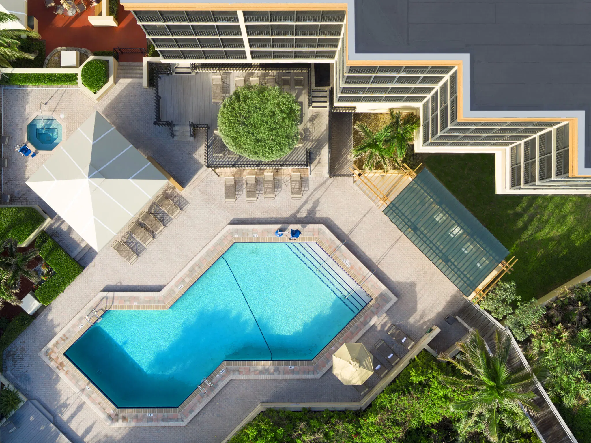 Plantation Beach Club At Indian River Pool Aerial