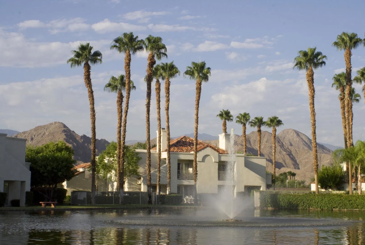 Vacation Resorts Int'l Membership: Desert Breezes Resort
