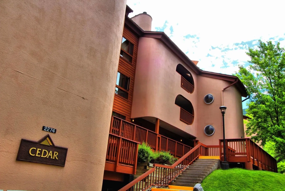 Streamside At Vail-Cedar