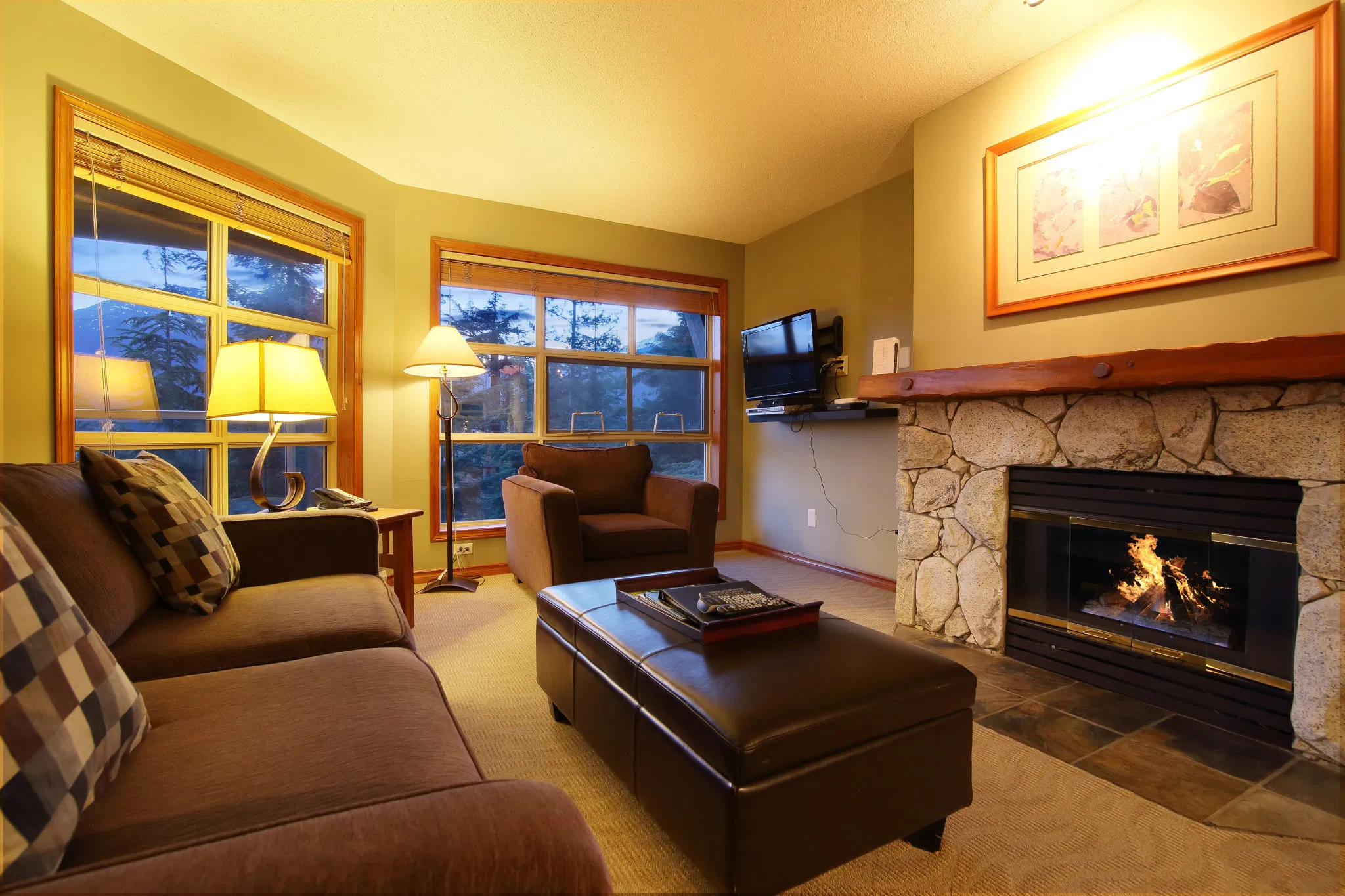 Whiski Jack At The Aspens Living Area Whiski Jack At The Aspens Living Area